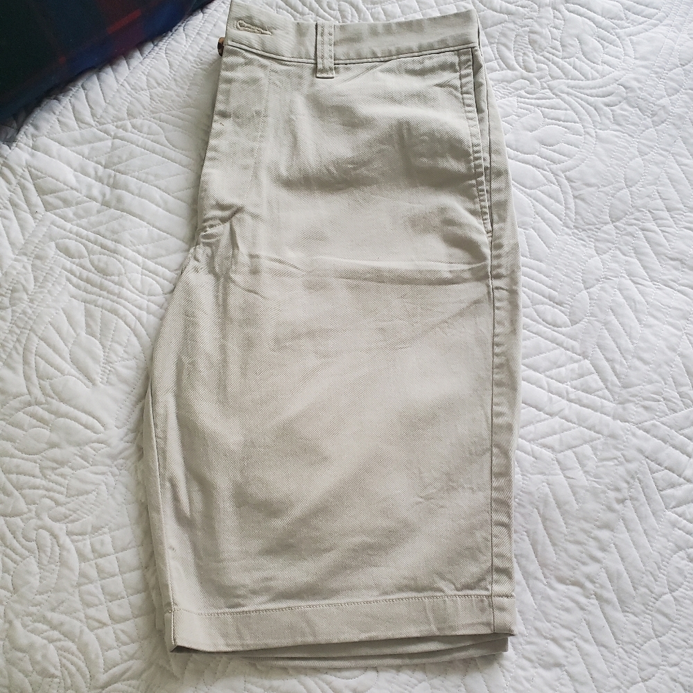 J. Crew Men's Cream Shorts